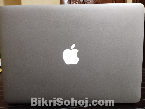MacBook